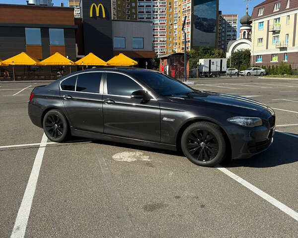 Сірий БМВ 5 Серія, об'ємом двигуна 2 л та пробігом 161 тис. км за 17500 $, фото 3 на Automoto.ua