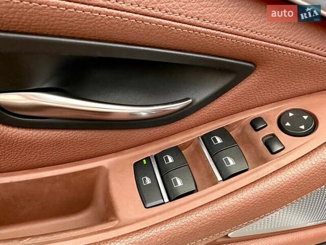 Сірий БМВ 5 Серія, об'ємом двигуна 3 л та пробігом 180 тис. км за 26900 $, фото 23 на Automoto.ua