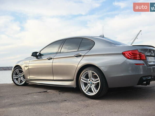 Серый БМВ 5 Серия, объемом двигателя 3 л и пробегом 127 тыс. км за 24999 $, фото 4 на Automoto.ua