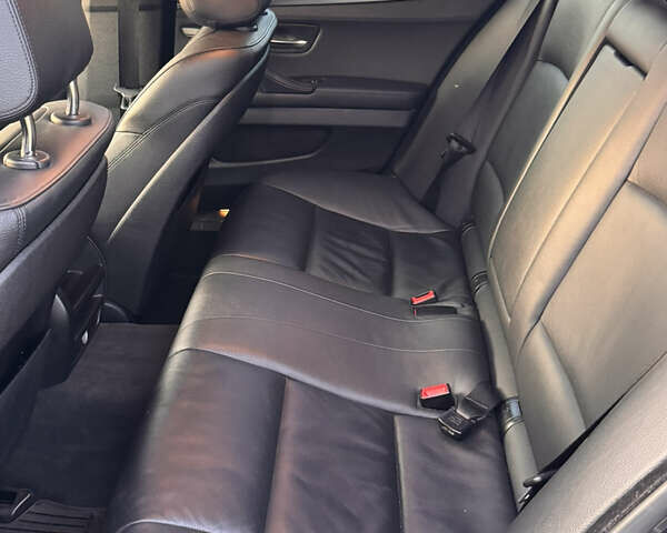 Сірий БМВ 5 Серія, об'ємом двигуна 2 л та пробігом 210 тис. км за 18000 $, фото 23 на Automoto.ua