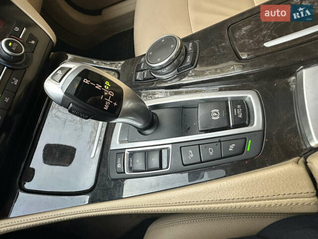 БМВ 5 Серия 2014 в Киеве на Automoto.ua Серый БМВ 5 Серия, объемом двигателя 3 л и пробегом 258 тыс. км за 16555 $, фото 23 на Automoto.ua