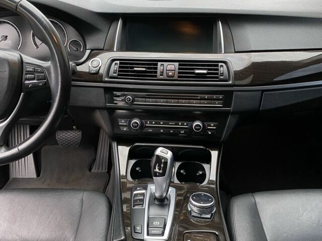 Сірий БМВ 5 Серія, об'ємом двигуна 3 л та пробігом 169 тис. км за 17100 $, фото 10 на Automoto.ua