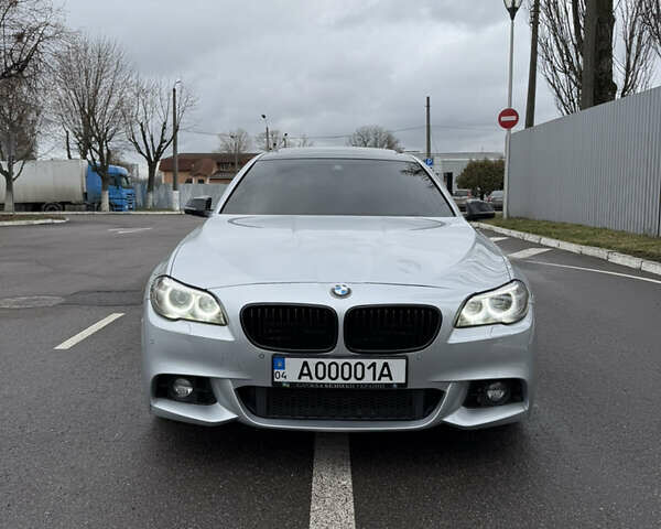 Серый БМВ 5 Серия, объемом двигателя 2.99 л и пробегом 222 тыс. км за 20000 $, фото 3 на Automoto.ua