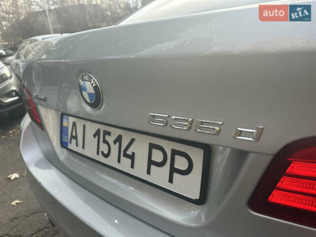 БМВ 5 Серия 2014 в Киеве на Automoto.ua Серый БМВ 5 Серия, объемом двигателя 3 л и пробегом 258 тыс. км за 16555 $, фото 21 на Automoto.ua
