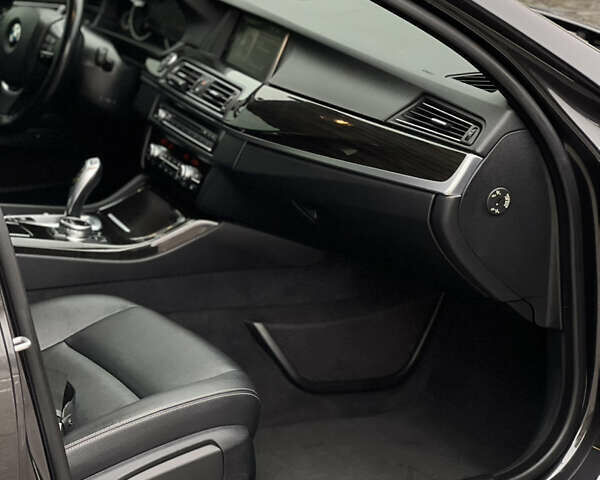 Серый БМВ 5 Серия, объемом двигателя 2 л и пробегом 149 тыс. км за 18999 $, фото 33 на Automoto.ua