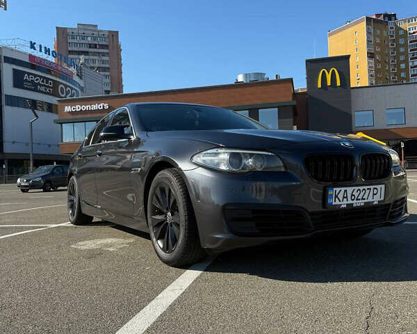Сірий БМВ 5 Серія, об'ємом двигуна 2 л та пробігом 161 тис. км за 17500 $, фото 1 на Automoto.ua