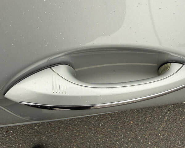 Серый БМВ 5 Серия, объемом двигателя 2.99 л и пробегом 222 тыс. км за 20000 $, фото 23 на Automoto.ua