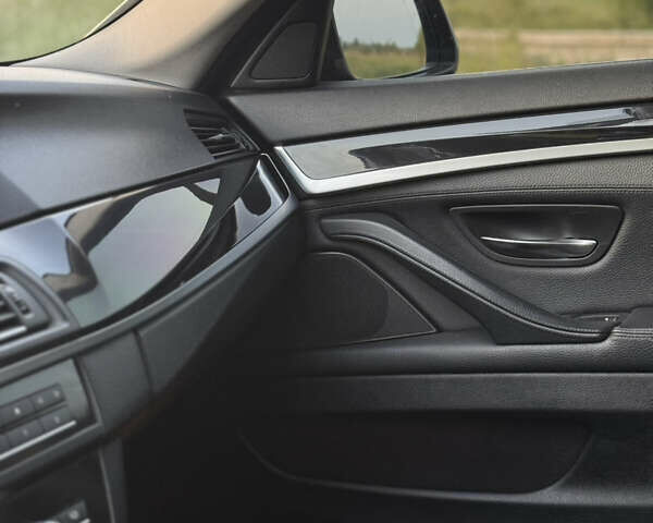 Сірий БМВ 5 Серія, об'ємом двигуна 2 л та пробігом 210 тис. км за 18000 $, фото 36 на Automoto.ua