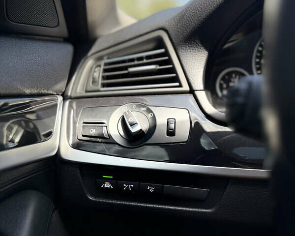 Серый БМВ 5 Серия, объемом двигателя 2 л и пробегом 236 тыс. км за 18700 $, фото 30 на Automoto.ua