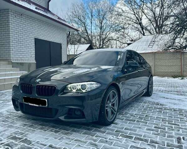 Серый БМВ 5 Серия, объемом двигателя 2 л и пробегом 208 тыс. км за 15000 $, фото 3 на Automoto.ua