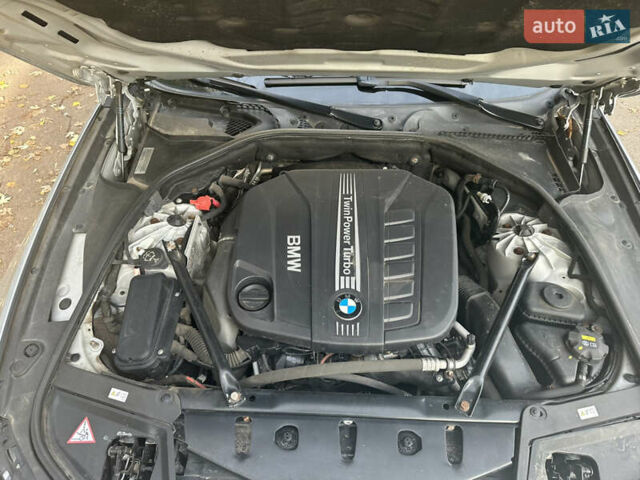 БМВ 5 Серия 2014 в Киеве на Automoto.ua Серый БМВ 5 Серия, объемом двигателя 3 л и пробегом 258 тыс. км за 16555 $, фото 22 на Automoto.ua
