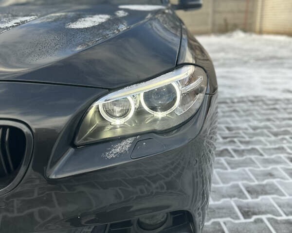 Серый БМВ 5 Серия, объемом двигателя 2 л и пробегом 208 тыс. км за 15000 $, фото 11 на Automoto.ua