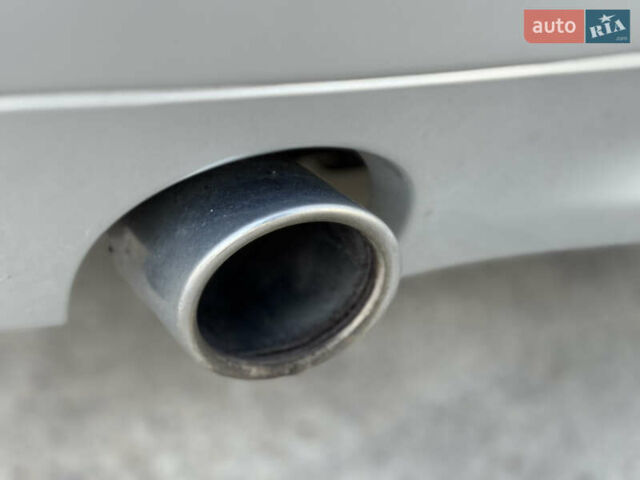 Сірий БМВ 5 Серія, об'ємом двигуна 2.99 л та пробігом 294 тис. км за 16900 $, фото 79 на Automoto.ua