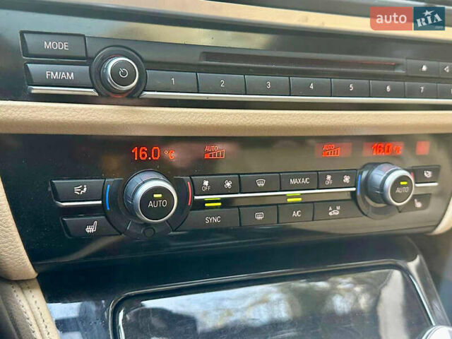 БМВ 5 Серия 2014 в Киеве на Automoto.ua Серый БМВ 5 Серия, объемом двигателя 3 л и пробегом 258 тыс. км за 16555 $, фото 16 на Automoto.ua