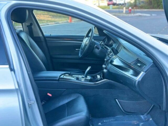 Серый БМВ 5 Серия, объемом двигателя 3 л и пробегом 90 тыс. км за 11200 $, фото 6 на Automoto.ua