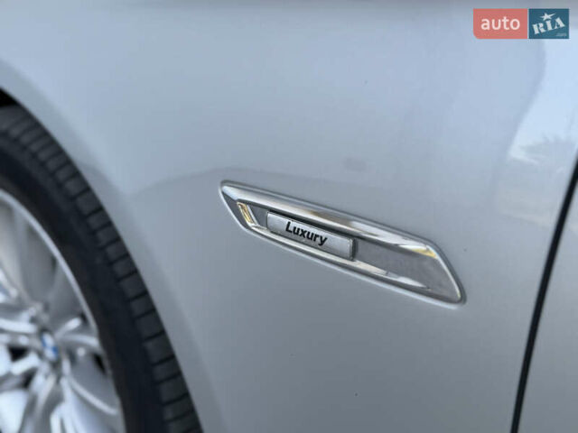 Серый БМВ 5 Серия, объемом двигателя 2.99 л и пробегом 293 тыс. км за 17500 $, фото 70 на Automoto.ua