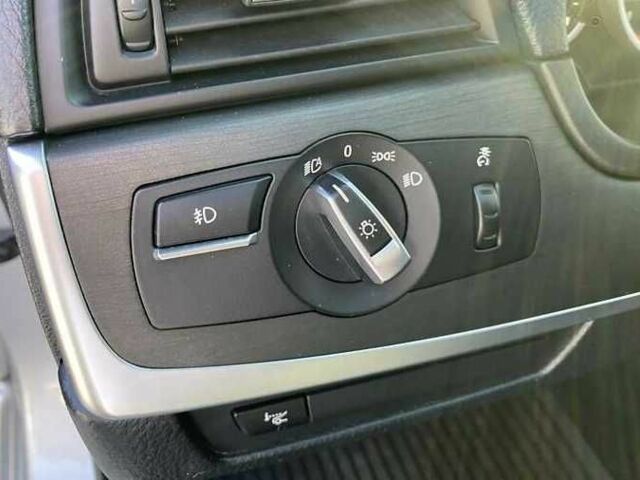 БМВ 5 Серія 2014 у Києві на Automoto.ua Сірий БМВ 5 Серія, об'ємом двигуна 3 л та пробігом 135 тис. км за 11000 $, фото 7 на Automoto.ua