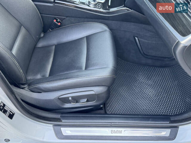 Сірий БМВ 5 Серія, об'ємом двигуна 2.99 л та пробігом 294 тис. км за 16900 $, фото 39 на Automoto.ua