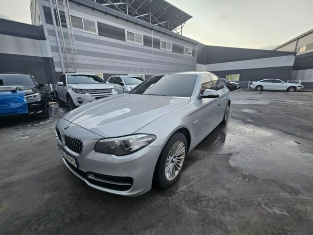 Серый БМВ 5 Серия, объемом двигателя 2 л и пробегом 179 тыс. км за 14300 $, фото 1 на Automoto.ua