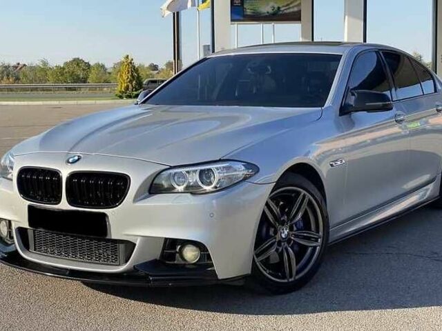 БМВ 5 Серія 2014 у Києві на Automoto.ua Сірий БМВ 5 Серія, об'ємом двигуна 3 л та пробігом 135 тис. км за 11000 $, фото 2 на Automoto.ua
