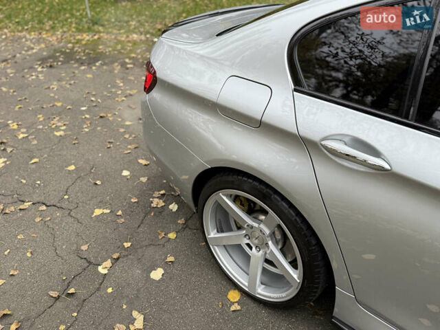 Серый БМВ 5 Серия, объемом двигателя 3 л и пробегом 203 тыс. км за 19999 $, фото 10 на Automoto.ua