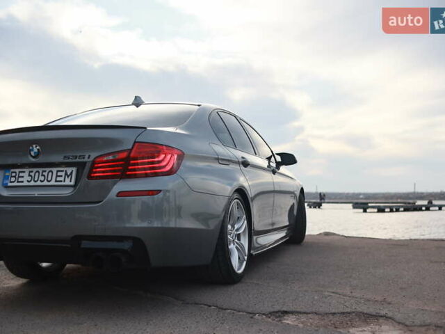 Серый БМВ 5 Серия, объемом двигателя 3 л и пробегом 127 тыс. км за 24999 $, фото 24 на Automoto.ua