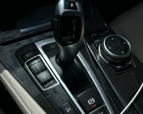 Серый БМВ 5 Серия, объемом двигателя 2.99 л и пробегом 234 тыс. км за 21500 $, фото 16 на Automoto.ua