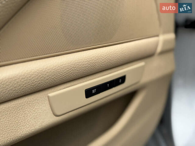 Сірий БМВ 5 Серія, об'ємом двигуна 2.99 л та пробігом 262 тис. км за 19500 $, фото 18 на Automoto.ua