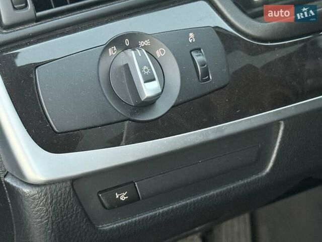 Сірий БМВ 5 Серія, об'ємом двигуна 2.98 л та пробігом 130 тис. км за 16500 $, фото 35 на Automoto.ua