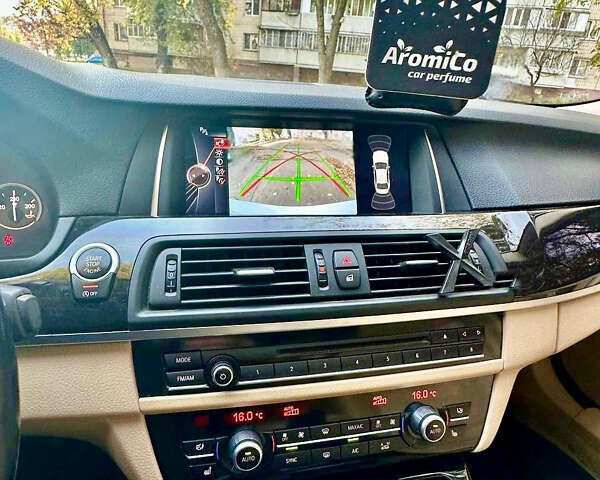 БМВ 5 Серия 2014 в Киеве на Automoto.ua Серый БМВ 5 Серия, объемом двигателя 3 л и пробегом 258 тыс. км за 16555 $, фото 8 на Automoto.ua