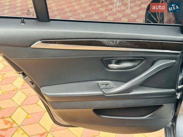 Сірий БМВ 5 Серія, об'ємом двигуна 2.98 л та пробігом 243 тис. км за 15500 $, фото 9 на Automoto.ua