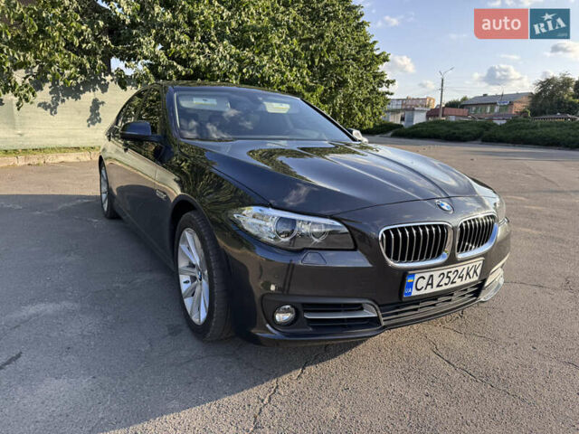Серый БМВ 5 Серия, объемом двигателя 3 л и пробегом 93 тыс. км за 26600 $, фото 4 на Automoto.ua