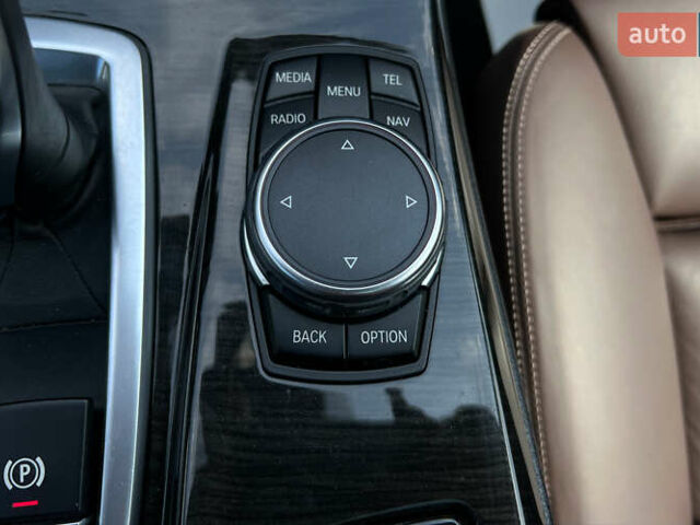 Сірий БМВ 5 Серія, об'ємом двигуна 3 л та пробігом 90 тис. км за 26999 $, фото 16 на Automoto.ua