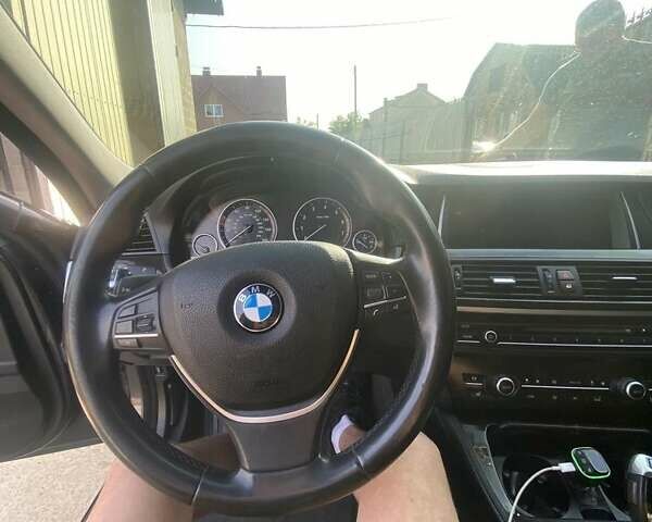 БМВ 5 Серия 2015 в Рокитное на Automoto.ua Серый БМВ 5 Серия, объемом двигателя 2 л и пробегом 285 тыс. км за 13700 $, фото 5 на Automoto.ua