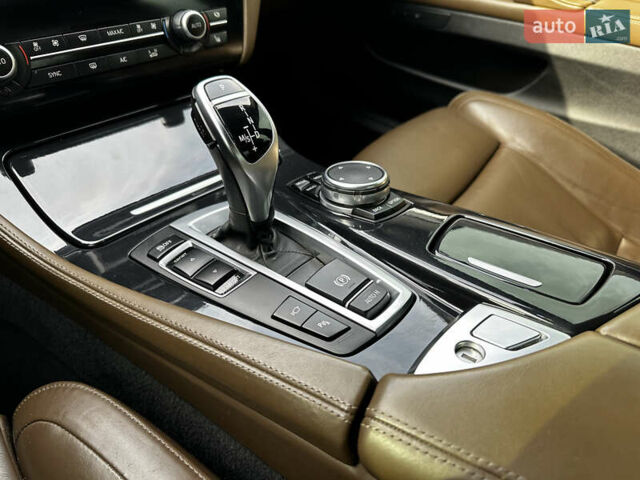 Серый БМВ 5 Серия, объемом двигателя 2.99 л и пробегом 253 тыс. км за 21500 $, фото 12 на Automoto.ua