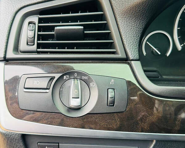 Сірий БМВ 5 Серія, об'ємом двигуна 2.98 л та пробігом 243 тис. км за 15500 $, фото 15 на Automoto.ua