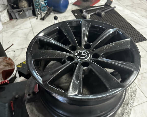 Сірий БМВ 5 Серія, об'ємом двигуна 2 л та пробігом 138 тис. км за 17100 $, фото 27 на Automoto.ua