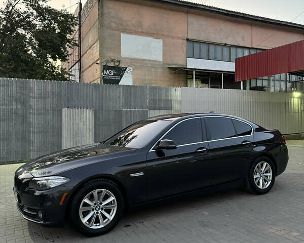 Серый БМВ 5 Серия, объемом двигателя 2 л и пробегом 163 тыс. км за 16600 $, фото 3 на Automoto.ua