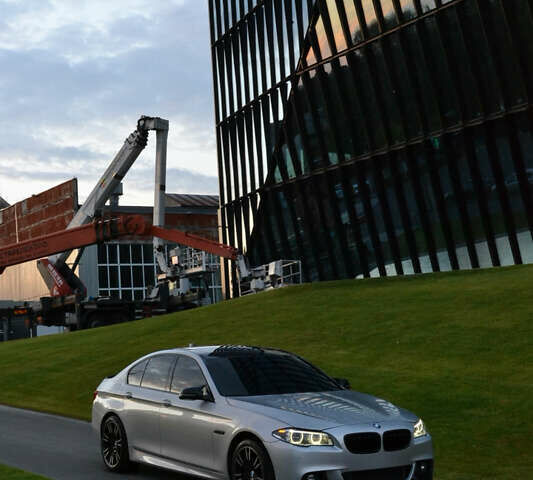 Сірий БМВ 5 Серія, об'ємом двигуна 3 л та пробігом 188 тис. км за 25000 $, фото 6 на Automoto.ua