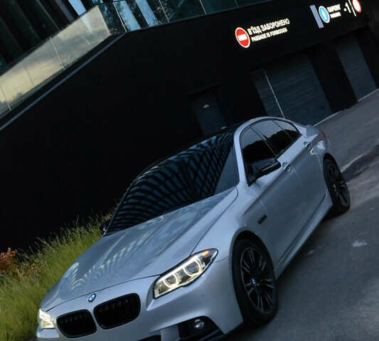 Сірий БМВ 5 Серія, об'ємом двигуна 3 л та пробігом 188 тис. км за 25000 $, фото 5 на Automoto.ua