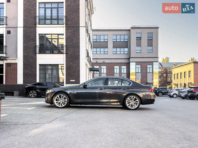 Серый БМВ 5 Серия, объемом двигателя 3 л и пробегом 101 тыс. км за 23400 $, фото 19 на Automoto.ua