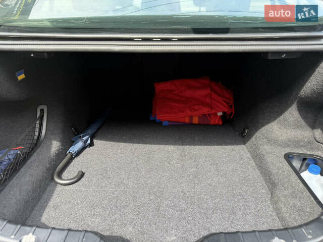 Серый БМВ 5 Серия, объемом двигателя 2 л и пробегом 287 тыс. км за 13300 $, фото 18 на Automoto.ua