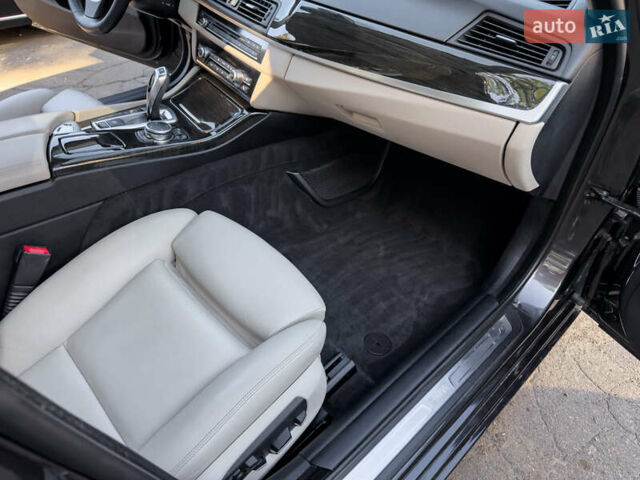Серый БМВ 5 Серия, объемом двигателя 3 л и пробегом 101 тыс. км за 23400 $, фото 28 на Automoto.ua