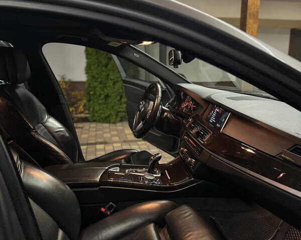 Сірий БМВ 5 Серія, об'ємом двигуна 2.98 л та пробігом 198 тис. км за 22500 $, фото 35 на Automoto.ua