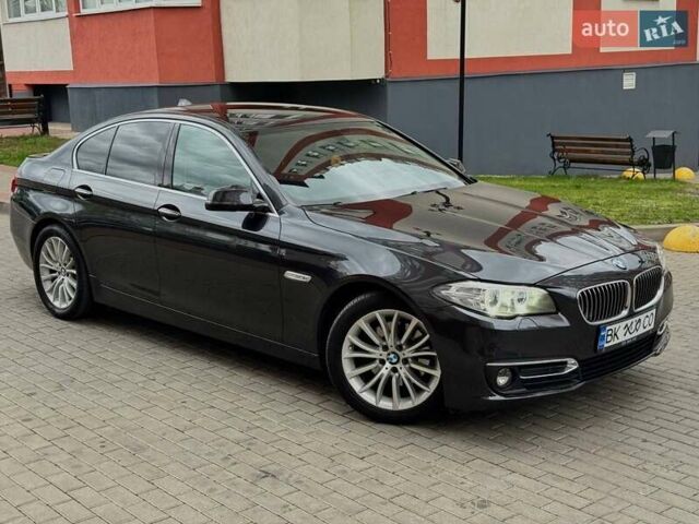 Серый БМВ 5 Серия, объемом двигателя 2 л и пробегом 229 тыс. км за 16900 $, фото 1 на Automoto.ua