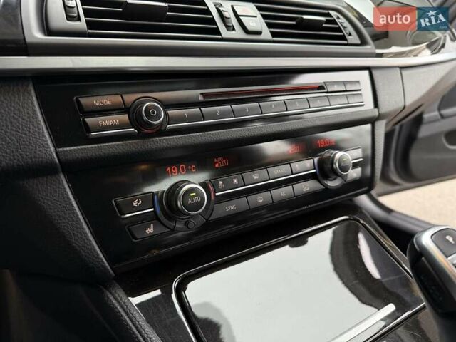 Серый БМВ 5 Серия, объемом двигателя 2 л и пробегом 61 тыс. км за 19999 $, фото 22 на Automoto.ua