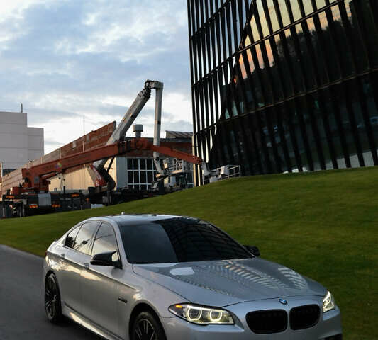 Сірий БМВ 5 Серія, об'ємом двигуна 3 л та пробігом 188 тис. км за 25000 $, фото 9 на Automoto.ua