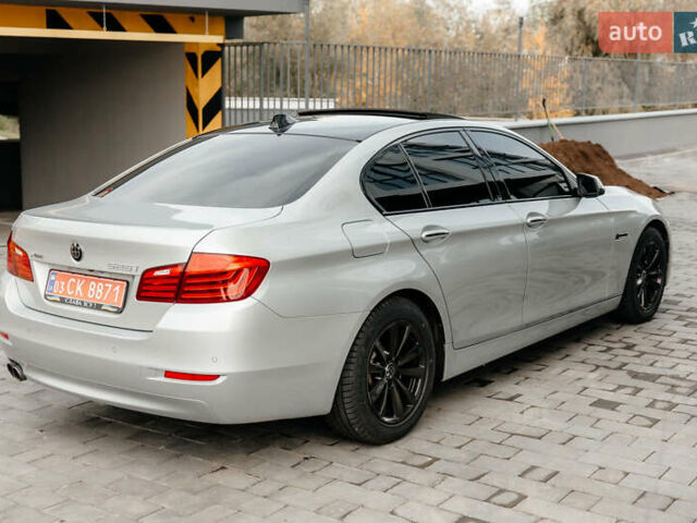 Сірий БМВ 5 Серія, об'ємом двигуна 2 л та пробігом 138 тис. км за 17100 $, фото 5 на Automoto.ua