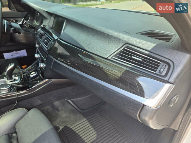 Сірий БМВ 5 Серія, об'ємом двигуна 2.99 л та пробігом 290 тис. км за 22700 $, фото 41 на Automoto.ua