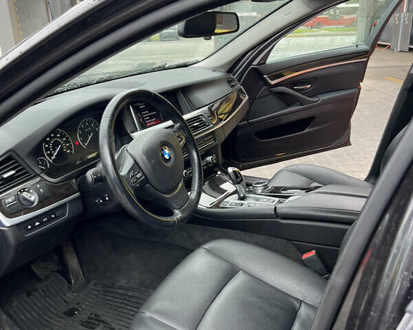 Серый БМВ 5 Серия, объемом двигателя 2.98 л и пробегом 167 тыс. км за 18700 $, фото 20 на Automoto.ua